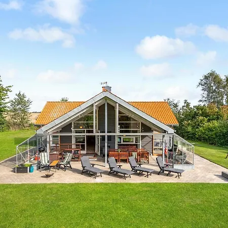 Beautiful Home In Hadsund With Sauna Сasa de vacaciones *