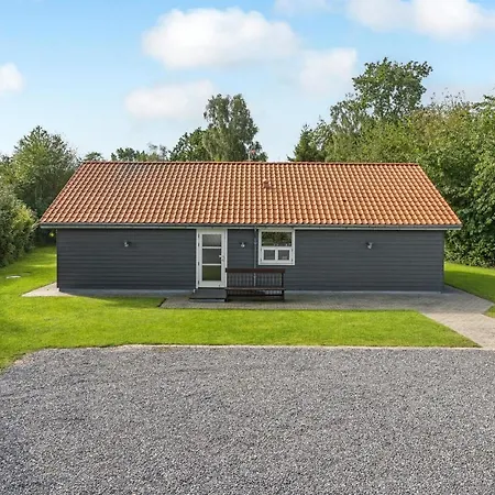 Beautiful Home In Hadsund With Sauna * Hadsund