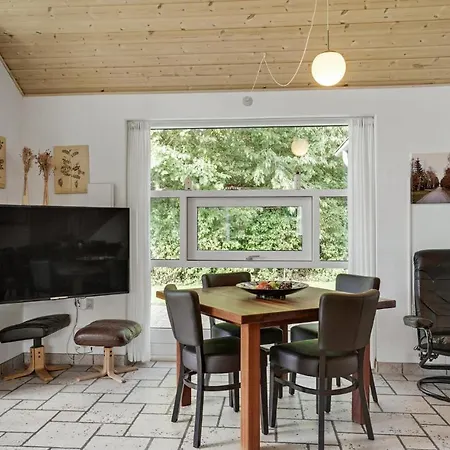 Beautiful Home In Hadsund With Sauna Сasa de vacaciones Hadsund