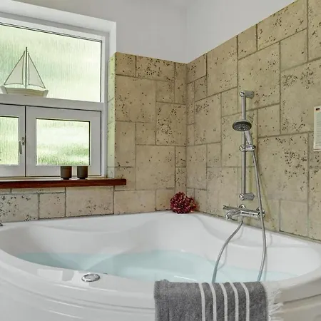 Сasa de vacaciones Beautiful Home In Hadsund With Sauna Hadsund