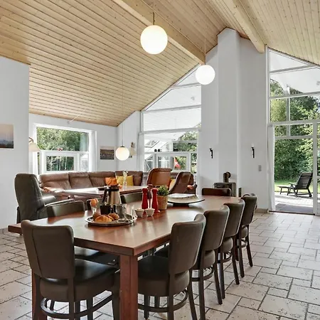 Beautiful Home In Hadsund With Sauna
